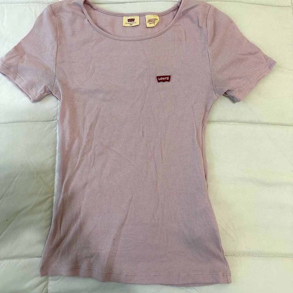 Levi’s Pink/Purple Top